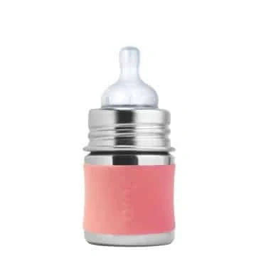 Afbeelding van Pura Speenfles 150 ml Plasticvrij Drinkfles Voorkomt Maagkrampen Vaatwasserbestendig Inclusief Siliconen Speen, Reisdop en Sleeve Top is Verwisselbaar Veelzijdig Rose