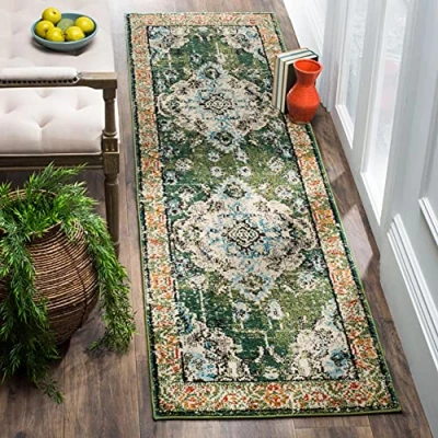 Afbeelding van SAFAVIEH Monaco Collection MNC243F Boho Chic medaillon in used look, pluisvrij, voor woonkamer, entree, foyer, hal, slaapkamer, 60 x 30 cm, bosgroen/lichtblauw