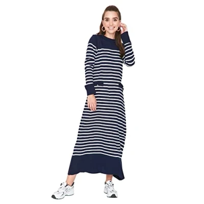Afbeelding van Trendyol Marineblauw Gestreepte Gebreide Jurk Met Ronde Hals Tctaw23Eb00012