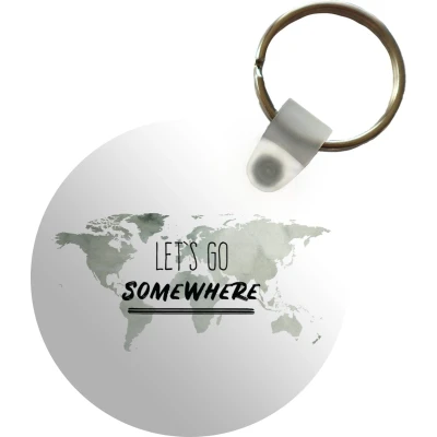 Afbeelding van Sleutelhanger Wereldkaart Quote Waterverf Plastic Rond Uitdeelcadeautjes