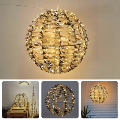 Afbeelding van Cheqo® Verlichte Bal Lichtbal Lichtbol Kerstversiering Sfeerverlichting Binnen Kerstverlichting Kerstbal Verlicht Kerstdecoratie Goud 25 cm Warm Witte LED Metalen Decoratie