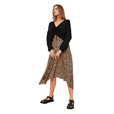 Afbeelding van Trendyol Lila Bloemmotief Asymmetrische Midi Stretch Gebreide Rok Met Hoge Taille En Ruches Twoaw20Et0440