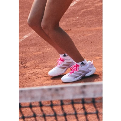 Afbeelding van adidas Performance Adizero Ubersonic Tennisschoenen voor alle ondergronden, Dames, Maat: 38 2/3, White/ash pearl/lucid pink Textiel