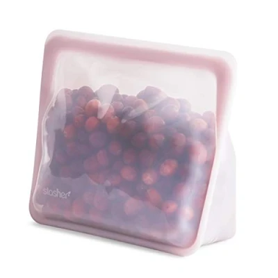 Afbeelding van Stasher Siliconen herbruikbare opbergtas, Stand Up Mid (Rose Quartz) Food Meal Prep Storage Container Lunch, Reizen, Make up, Gym Bag Diepvriezer, Oven, Magnetron, Vaatwasmachinebestendig, Lekvrij