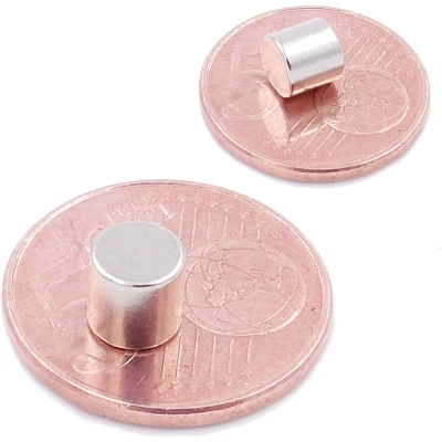 Afbeelding van Brudazon 10 Mini Disc Magneten 6x6mm N52 sterkste niveau Neodymium super sterk Power Magnet for Model Making, Photo, Whiteboard, Refrigerator, Crafting klein, rond &amp; extra