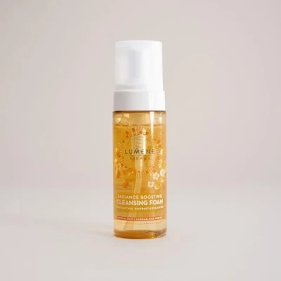 Afbeelding van Kirkas Radiance Boosting Cleansing Foam verhelderende face wash 150ml