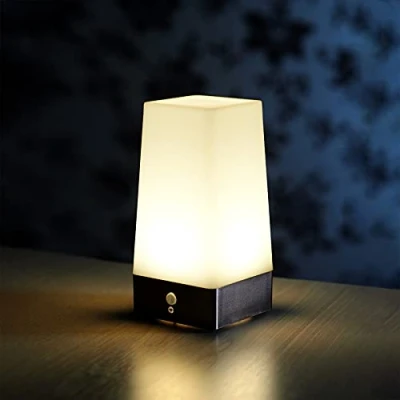 Afbeelding van Auraglow Draadloze PIR Motion Sensor Tafellamp Super Heldere LED Oplaadbare Hal Nachtlampje Vierkant 1 Pack
