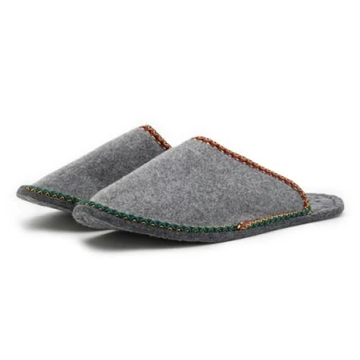 Afbeelding van Pantoffelmann vilten gastenpantoffels met zool &amp; kleurrijk borduursel I Opvouwbare gasten sloffen verschillende maten kleuren Slijtvaste hoogwaardige gastensloffen Made in Germany