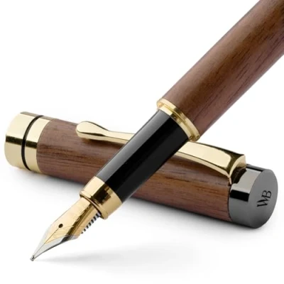 Afbeelding van Wordsworth en Black&#039;s Kalligrafie Pen Houten Bamboe Vulpen Hervulbare inkt Converter gladde inktstroom voor precisie schrijven, Journaling, Tekening (Bruin Hout, Case [Medium Nib])