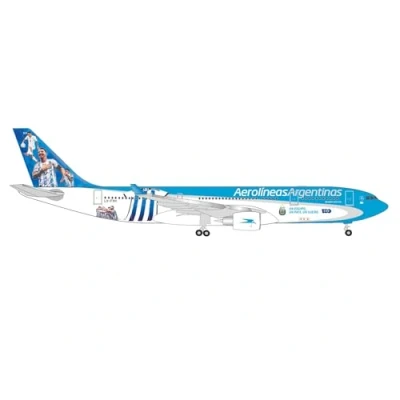 Afbeelding van Herpa vliegtuig model Aerolíneas Argentinas Airbus A330 200 LV FVH schaal 1:500 voor verzamelaars, miniatuur deco, metaal zonder onderstel