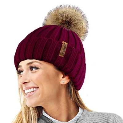 Afbeelding van TOSKATOK® Womens Winter Rib Gebreide Muts/Beanie met afneembare Chunky Faux Bont Bobble Pom Pom, bordeaux, One size