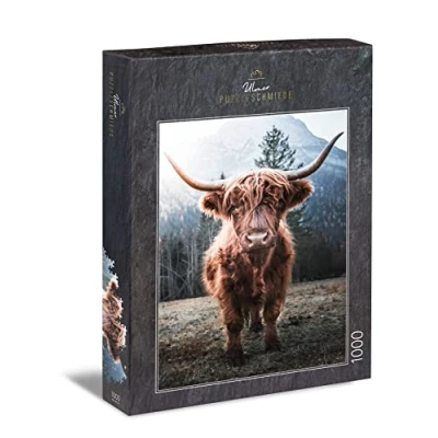 Afbeelding van Ulmer Puzzleschmiede Tier Puzzle „Hochland“ Klassisches 1000 Teile Puzzlemotiv vom kraftvollen Hochland Rind auf der Kuh Weide vor frostiger Alpen Kulisse