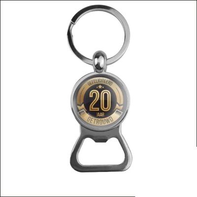 Afbeelding van Bieropener Glas Gefeliciteerd 20 Jaar Getrouwd