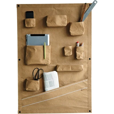 Afbeelding van Zuperzozial Wanddisplay On the Road Wall Pockets Washable Paper 100% Recyclebaar Bruin 90x60x6cm