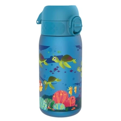 Afbeelding van Ion8 Kinder Waterfles, 350 ml/12 oz, Lekvrij, Makkelijk te Openen, Veilige Vergrendeling, Vaatwasmachinebestendig, BPA Vrij, Draaghandvat, Schoon Maken, Geurvrij, Ontwerp Zeeschildpad