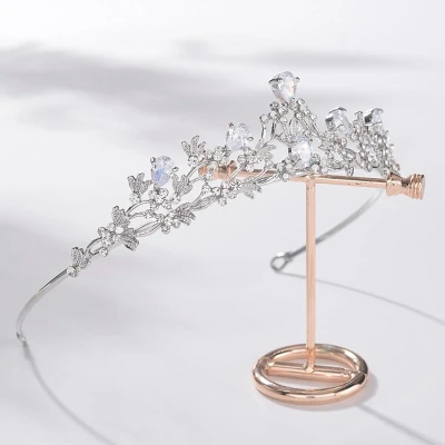 Afbeelding van Kristallen kroon met strass voor bruid bruiloft tiara prinses diadeem verjaardag feest