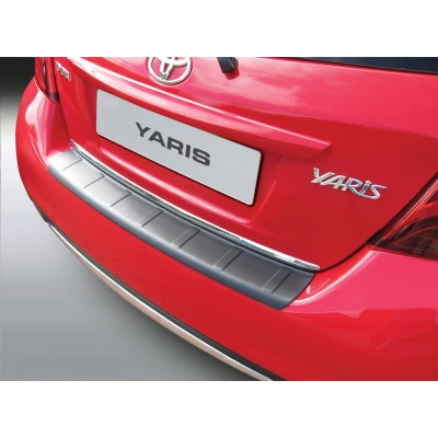 Afbeelding van RGM ABS Achterbumper beschermlijst passend voor Toyota Yaris 3/5 deurs 2014 2017 &#039;Ribbed&#039; Zwart