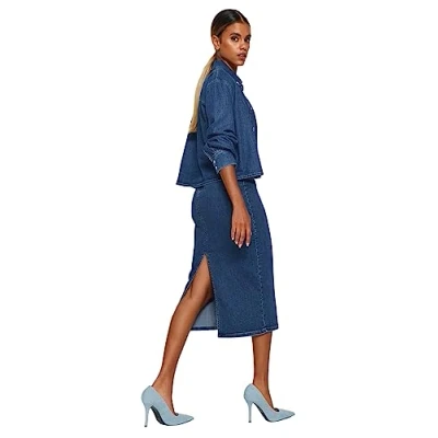 Afbeelding van Trendyol TWOAW24ET00057 Volwassenen Blauw 32