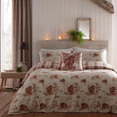 Afbeelding van Dreams &amp; Drapes Dekbedovertrek Highland Cow Eenpersoons beddengoed (140 x 200 cm) Zacht 100% geborsteld katoen rood geruit met koeien in terracotta