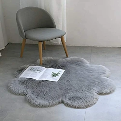 Afbeelding van QINGLOU Synthetische schapenvacht, voelt als echte wol aan, tapijt van imitatiebont, pluizig zacht langharig, decoratief, stoelkussen, sofakussen, mat (grijs, 45 x cm)