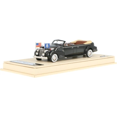 Afbeelding van Cadillac Series 90 V16 Presidentiale Limousine Queen Mary Base in Pelle TSM Modelauto 1:43