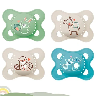Afbeelding van MAM Originele &quot;Skin Soft&quot; siliconen fopspeen PURE 0 6 Unisex // set van 4 incl. 2 sterilisetransportboxen