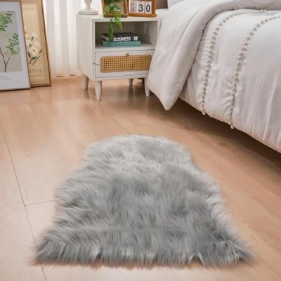 Afbeelding van Imitatie lamsvacht schapenvacht tapijt, art bont in superzachte imitatie, wollen langharige vachtlook, wil bedkleed, bankmat (60 x 90 cm, grijs)