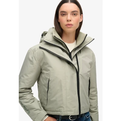 Afbeelding van Superdry Vrouwen Windbreaker jas met Capuchon en Borduursel Groen Grootte: 36