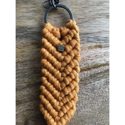 Afbeelding van sleutelhanger, macrame geknoopte sleutelhanger 204 okker