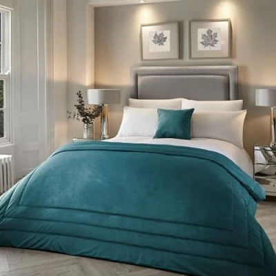 Afbeelding van Laurence Llewelyn Bowen Groenblauwe fluwelen sprei L220cm x B150cm Box Frame Stitch Luxe gewatteerde in groenblauw superzachte deken voor bed dekbed