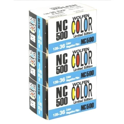 Afbeelding van original WOLFEN (ORWO) Color kleine beeldfilm NC500 in 3 pack 3x36 opnames/Made Germany