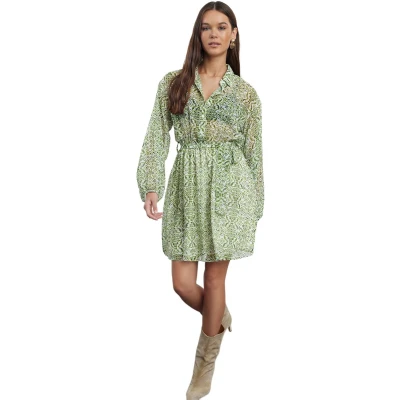 Afbeelding van Trendyol Mini Gevoerde Chiffon Geweven Jurk Met Zwarte Taille Twoaw24El00841