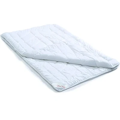 Afbeelding van CelinaTex, First Class 5001056, 4 seizoenen dekbed, ademend, kookvast, vierseizoenen dekbed voor winter en zomer, 155 x 220 cm, eersteklas kwaliteit