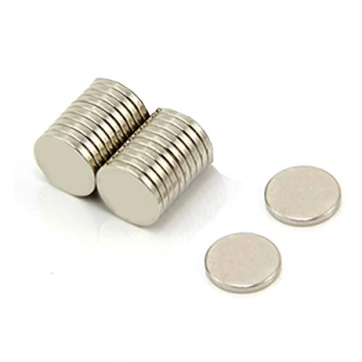 Afbeelding van N35 Neodymium magneet voor kunst, kunsthandwerk, modelproductie, doe het zelf, hobby&#039;s en verpakkingen, 8 mm diameter x 1 dik, 0,39 kg trein, verpakking van 20 stuks
