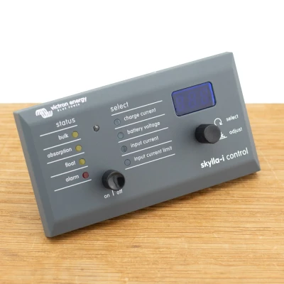 Afbeelding van Victron Energy REC000300010R Bedieningspaneel