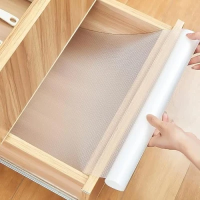 Afbeelding van AiQInu Lademat, antislip matten voor laden, niet klevend, transparant, waterdicht, keuken, kasten, tafel, koelkast, planken (30 x 600 cm)