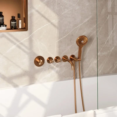 Afbeelding van Brauer Copper Edition Badkraan Inbouw douchegarnituur 20cm uitloop inbouwdeel 3 gladde knoppen handdouche rond standen PVD geborsteld