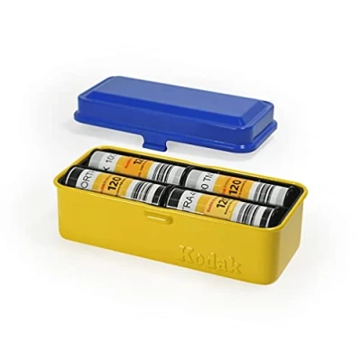 Afbeelding van KODAK 120/135 film Case voor 8 rollen van 120 films/10 35mm films Retro stalen kast om te sorteren en beschermen (blauwe bovenkant/gele behuizing) (film is niet inbegrepen)