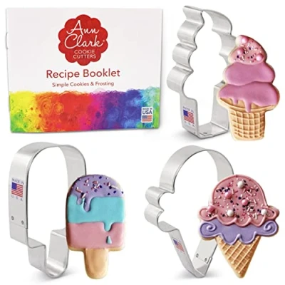 Afbeelding van Ann Clark Cookie Cutters 3 delige IJsroom Koekjesvormset met Receptenboek, Lolly, Hard en Zacht IJshoorntje