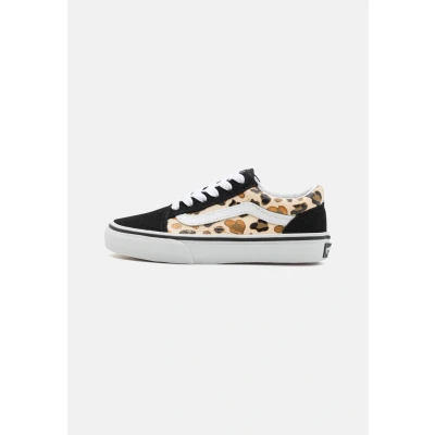 Afbeelding van Vans SK8 MID Reissue V Sneakers zwart Suede Kids Maat 31