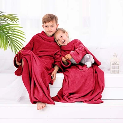 Afbeelding van DecoKing Kiddo Kinderdeken met mouwen 90 x 105 cm rood microvezel tv deken knuffeldeken zachte fleece