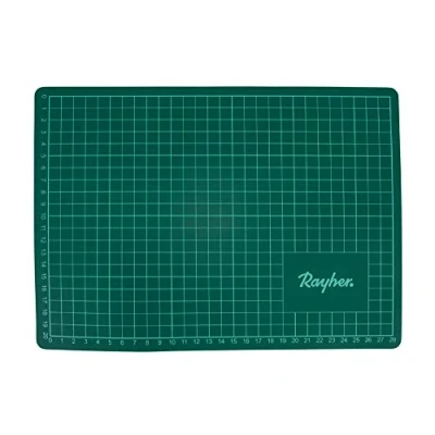 Afbeelding van Rayher Hobby 8923400 Snijmat, zelfherstellend, 3 lagen, dikte 0,3 mm, robuust en duurzaam, snijonderlegger, werkonderlegger voor snij , schrijf knutselwerk, 30 x 22 cm