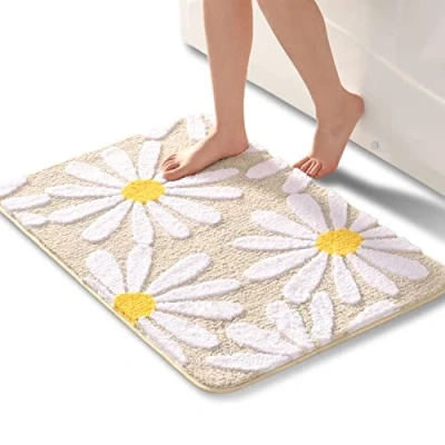 Afbeelding van QJHOMO Beige badkamertapijt, schattige madeliefjes, badmat, antislip, wasbaar, witte en gele bloem, zachte douchemat, absorberend, 60 x 90 cm