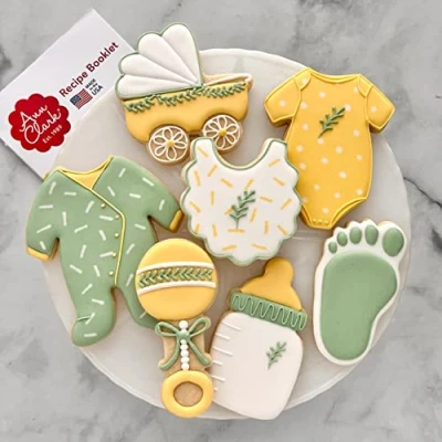 Afbeelding van Baby Shower Cookie Cutters 7 delige set gemaakt in de VS door Ann Clark, Onesie, slabbetje, rammelaar, fles, vervoer, voet, footie PJ&#039;s