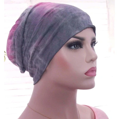 Afbeelding van Chemomuts beanie batik print roze grijs one size