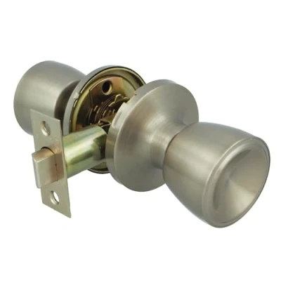 Afbeelding van Amig Set met deurknoppen type Cup, messing, entree 60/70 mm, inclusief schroeven, voor houten deuren van 35 tot 45 mm dik, vierkante handgreep, mat zilverkleurig