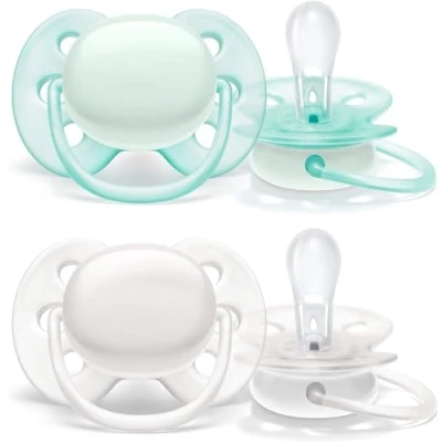 Afbeelding van Philips Avent Ultra Soft Fopspeen, 0 6 maanden, Arctic White/Green, 2 Pack, SCF210/03