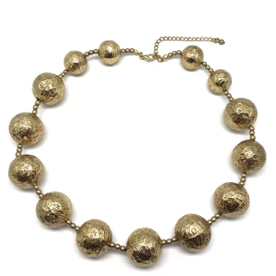 Afbeelding van Behave Ketting kralenketting goud kleur grove kralen 50 cm