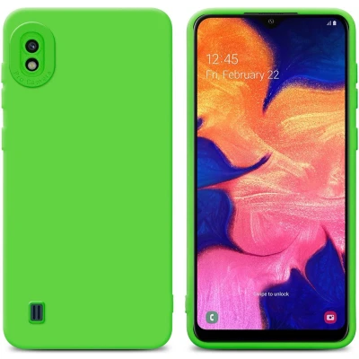 Afbeelding van Cadorabo Hoesje geschikt voor Samsung Galaxy A10 in Fluid GROEN Beschermhoes gemaakt van flexibel TPU silicone Cover Case