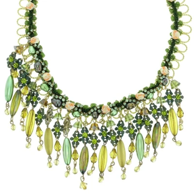 Afbeelding van Behave Groene choker met hangers, steentjes en bloemetjes